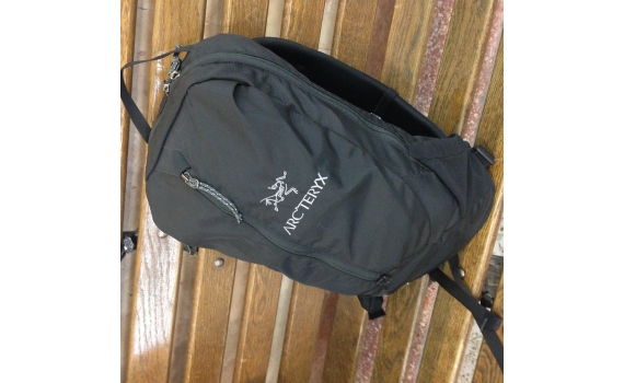 Arc'teryx Fly 13
