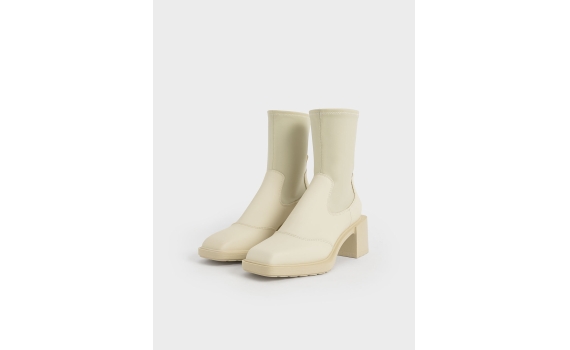 Charles and Keith 拼接粗跟襪靴 - 石灰白