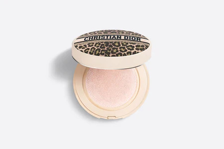 ​Dior Beauty – 恆久貼肌氣墊蜜粉